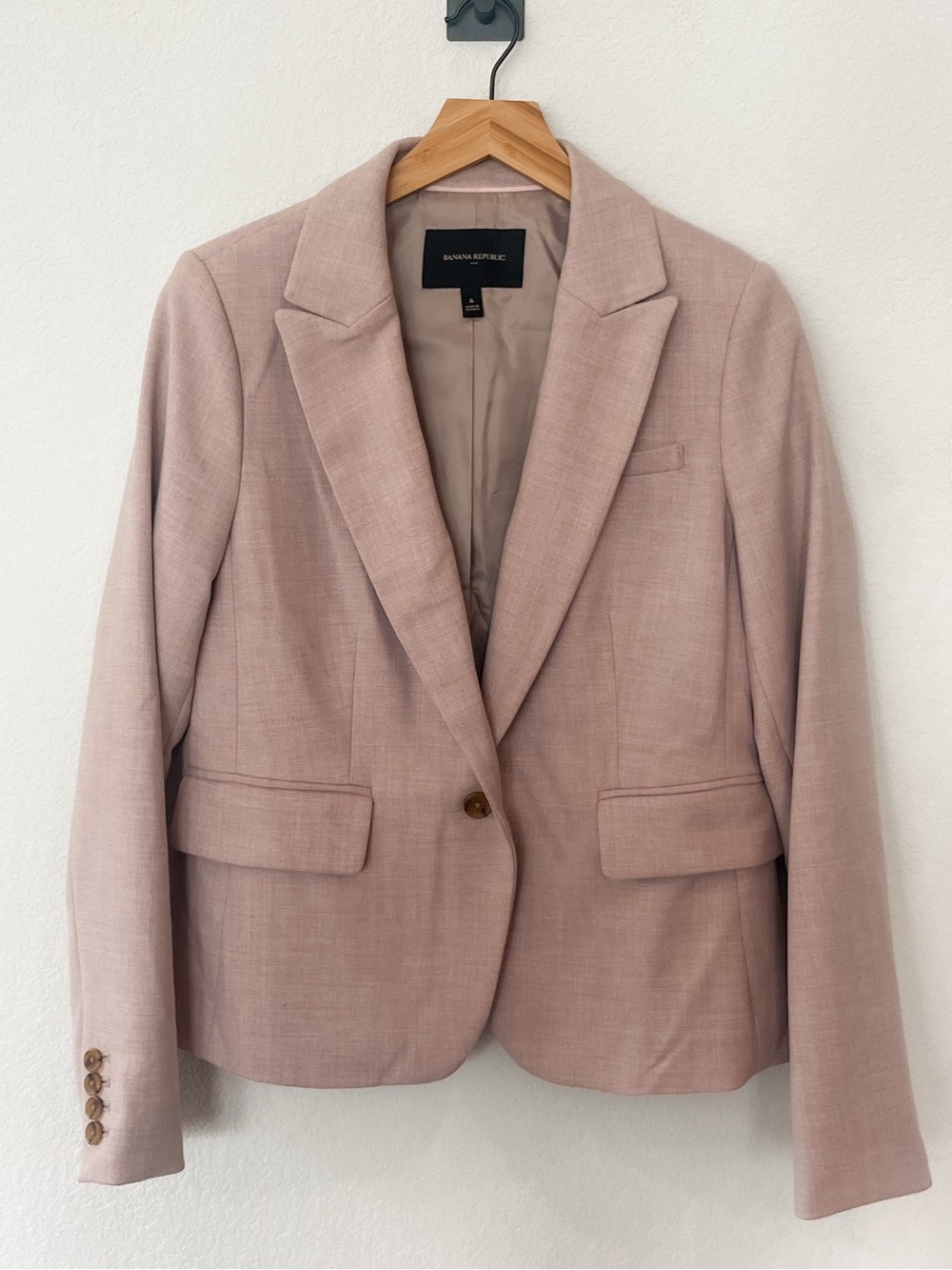 Banana Republic Pink Wool-Look Blazer Size 6